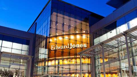 Edward Jones - Financial Advisor: Michael Stewart